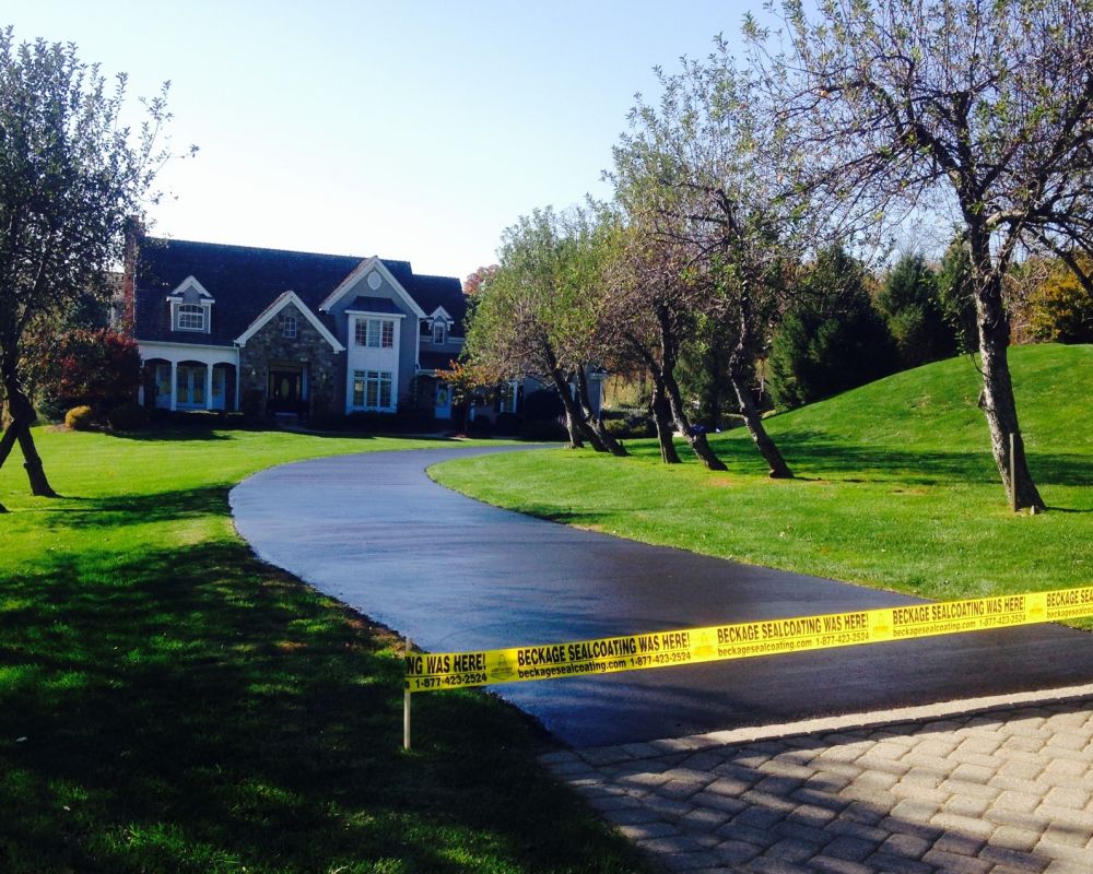 Sealing a driveway in Hunterdon County NJ